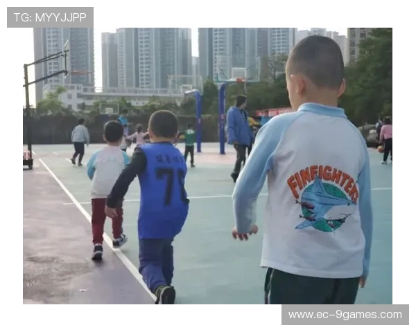 奶爸带娃亲子互动游戏推荐让孩子快乐成长的10种玩法